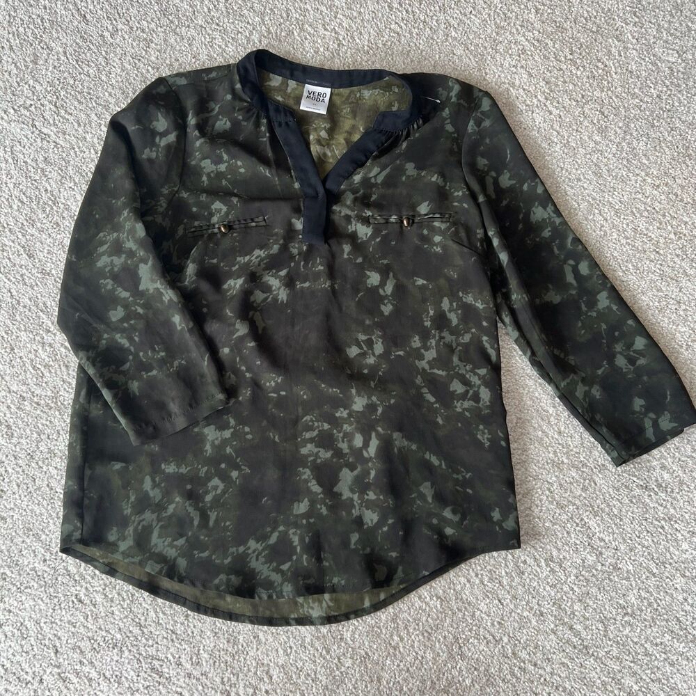 NWOT Vero Moda Long Sleeve Shirt Cameo Size XS